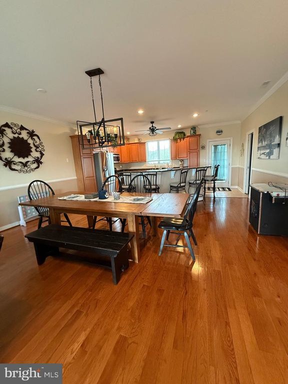 Image 26 of property listing at 9823 GOLF COURSE RD #20, Ocean City, MD 21842