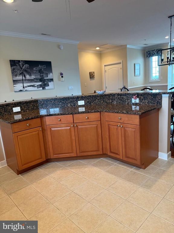 Image 31 of property listing at 9823 GOLF COURSE RD #20, Ocean City, MD 21842