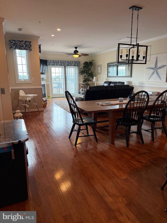 Image 32 of property listing at 9823 GOLF COURSE RD #20, Ocean City, MD 21842