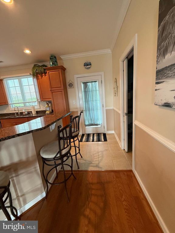 Image 35 of property listing at 9823 GOLF COURSE RD #20, Ocean City, MD 21842