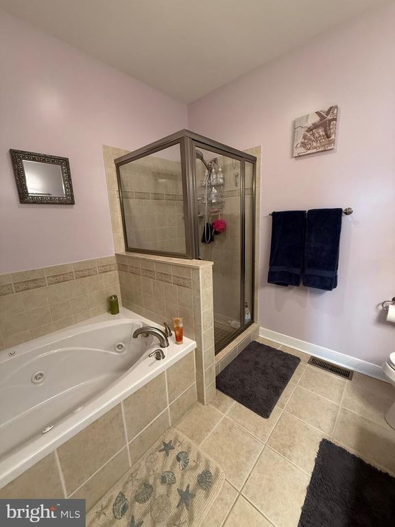 Image 47 of property listing at 9823 GOLF COURSE RD #20, Ocean City, MD 21842