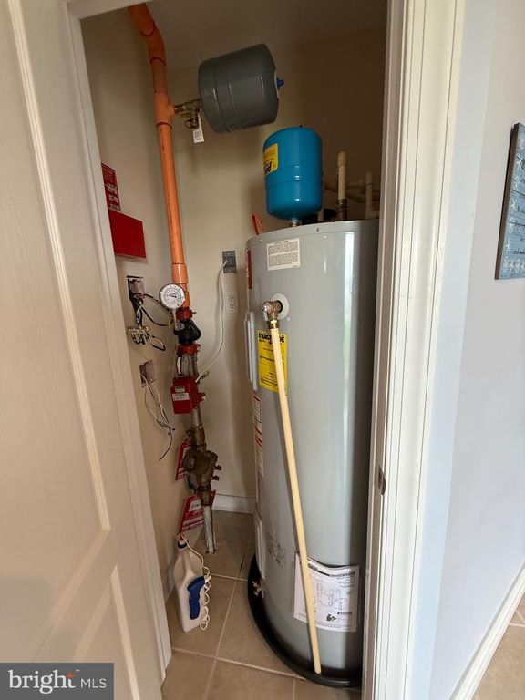 Image 55 of property listing at 9823 GOLF COURSE RD #20, Ocean City, MD 21842