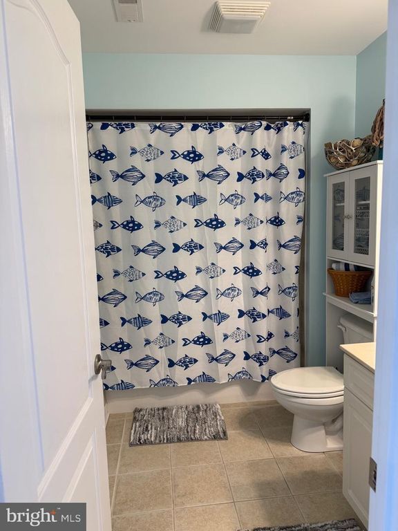 Image 56 of property listing at 9823 GOLF COURSE RD #20, Ocean City, MD 21842