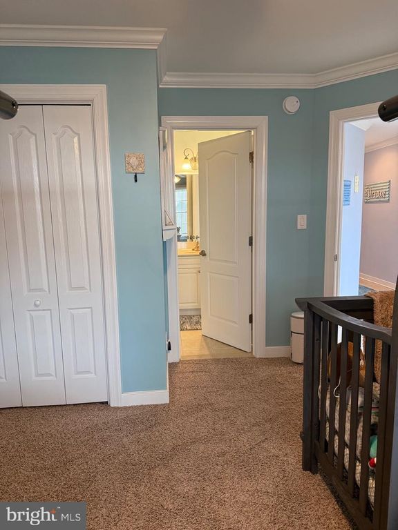 Image 7 of property listing at 9823 GOLF COURSE RD #20, Ocean City, MD 21842