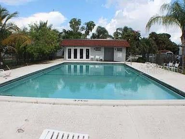 6120 FOREST HILL BOULEVARD 203, West Palm Beach, FL 33415