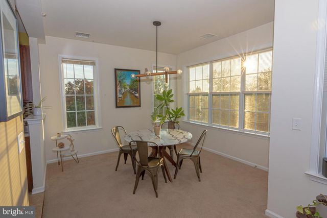 832 TIMBERLAKE DR, Ewing, NJ 08618