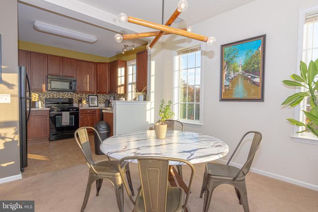 832 TIMBERLAKE DR, Ewing, NJ 08618
