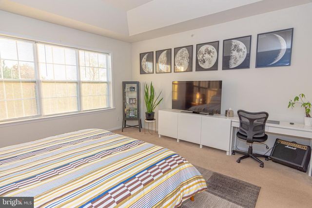 832 TIMBERLAKE DR, Ewing, NJ 08618