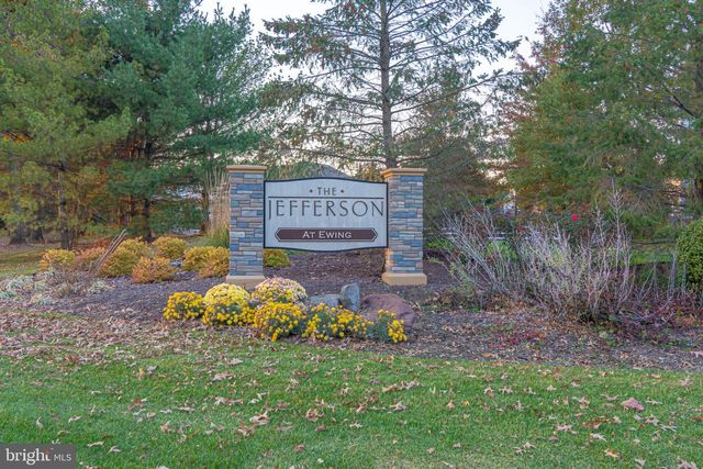 832 TIMBERLAKE DR, Ewing, NJ 08618