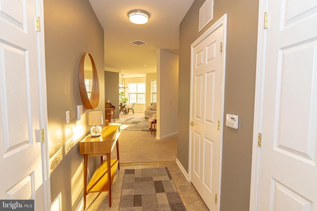 832 TIMBERLAKE DR, Ewing, NJ 08618