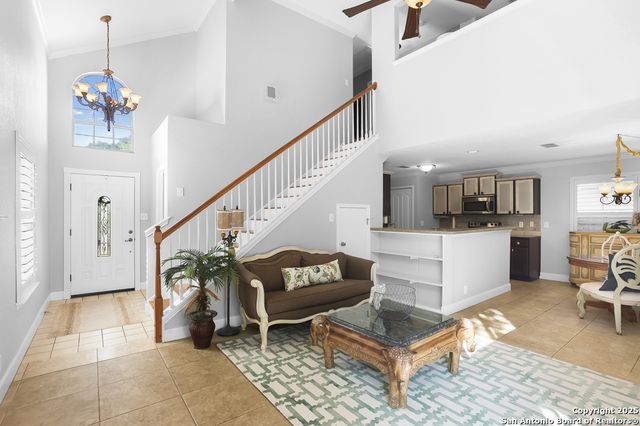 16 PEMBROKE LANE, San Antonio, TX 78240