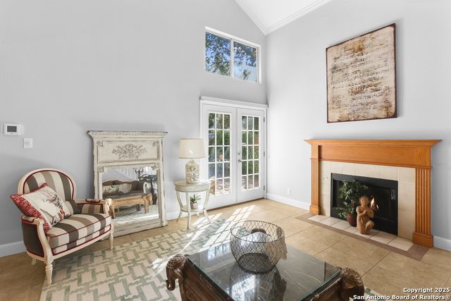 16 PEMBROKE LANE, San Antonio, TX 78240