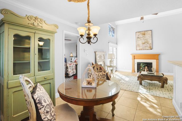 16 PEMBROKE LANE, San Antonio, TX 78240