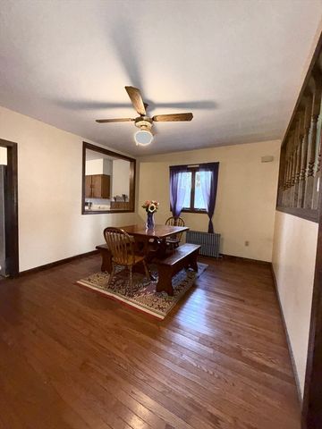 143 Greenwood St, Gardner, MA 01440