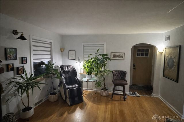 436 East Drive, Oakwood, OH 45419