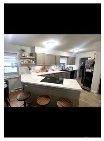 436 East Drive, Oakwood, OH 45419