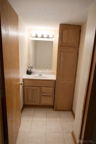 436 East Drive, Oakwood, OH 45419