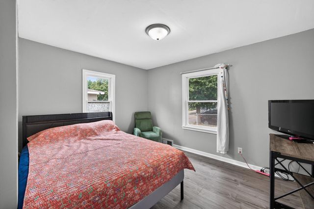 474 Hopkins Street, Saint Paul, MN 55130