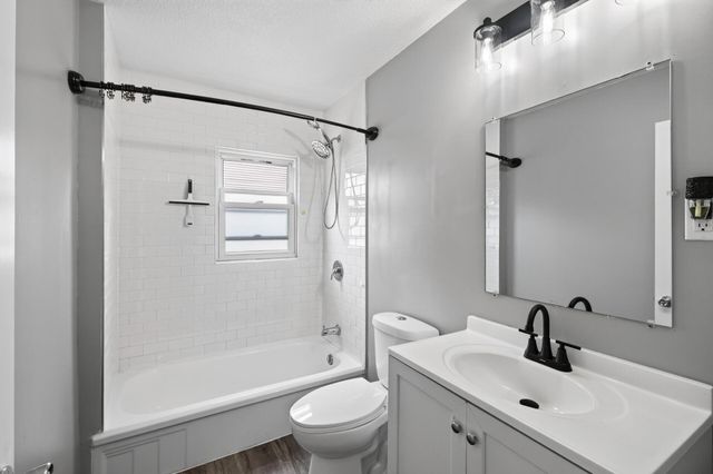 474 Hopkins Street, Saint Paul, MN 55130