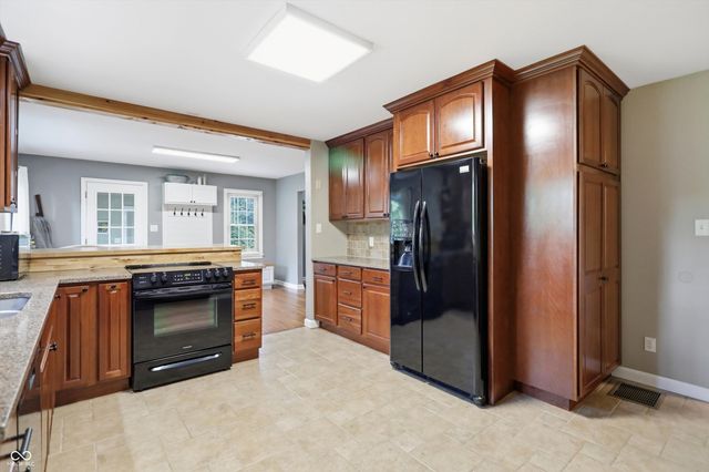 7295 E 108th Street, Fishers, IN 46038