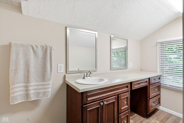7295 E 108th Street, Fishers, IN 46038