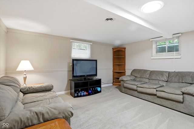 7295 E 108th Street, Fishers, IN 46038