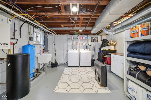 7295 E 108th Street, Fishers, IN 46038