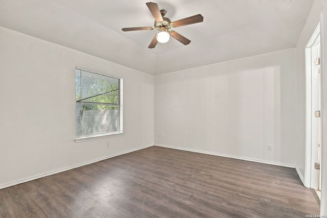 1318 SUMMERWOOD DR, New Braunfels, TX 78130