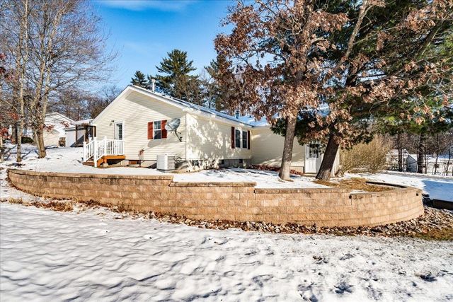 80 Ledgewood Way, Manchester, NH 03104