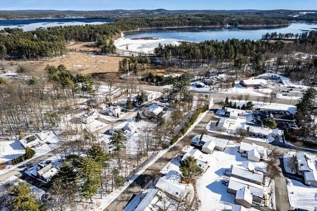 80 Ledgewood Way, Manchester, NH 03104