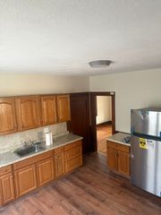 61 Kent 2, Quincy, MA 02169