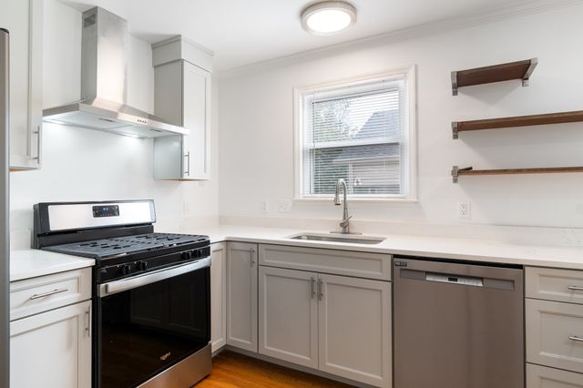 1406 Grandview Dr, Nashville, TN 37215