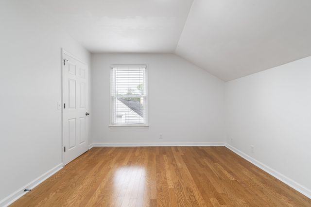 1406 Grandview Dr, Nashville, TN 37215