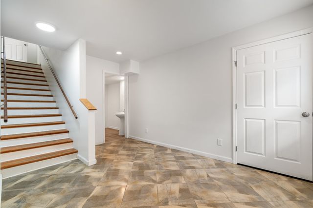 1406 Grandview Dr, Nashville, TN 37215