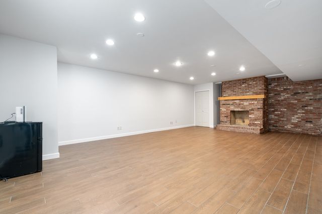 1406 Grandview Dr, Nashville, TN 37215