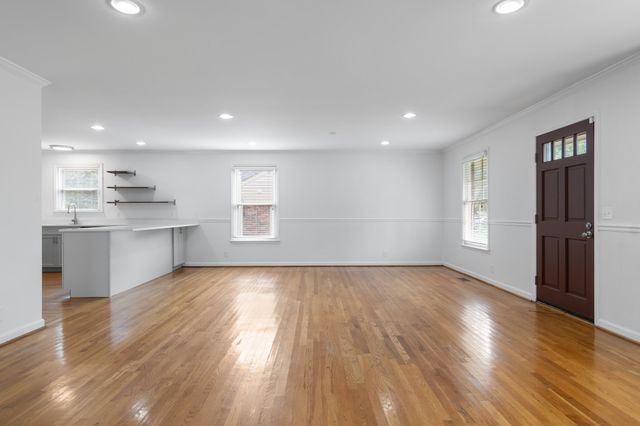 1406 Grandview Dr, Nashville, TN 37215