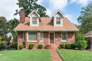 1406 Grandview Dr, Nashville, TN 37215