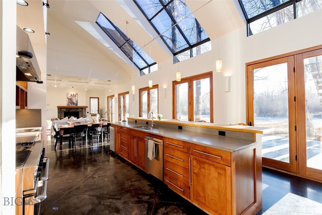 12500/12120 Axtell Gateway Road, Gallatin Gateway, MT 59730 photo 13