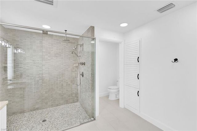 4850 Sherry LN, Fort Myers, FL 33908