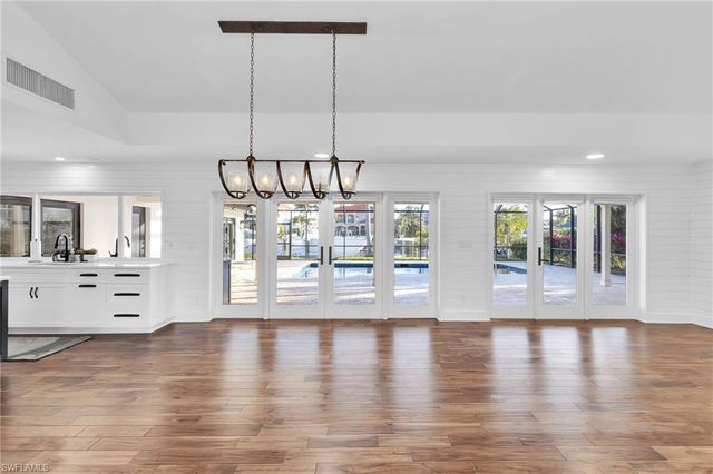 4850 Sherry LN, Fort Myers, FL 33908