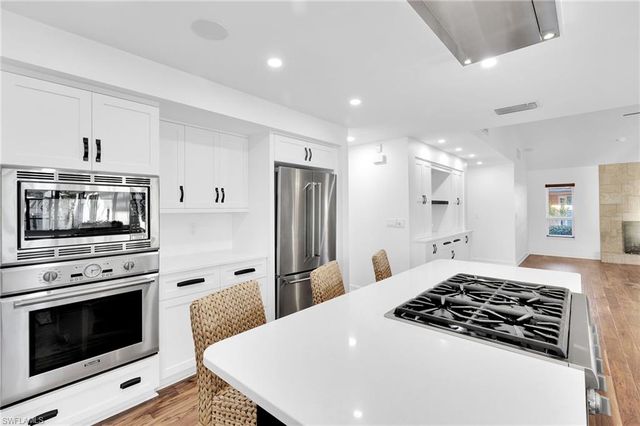 4850 Sherry LN, Fort Myers, FL 33908