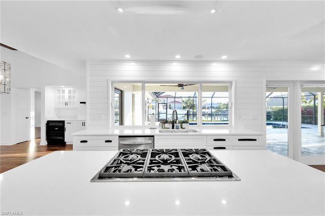 4850 Sherry LN, Fort Myers, FL 33908