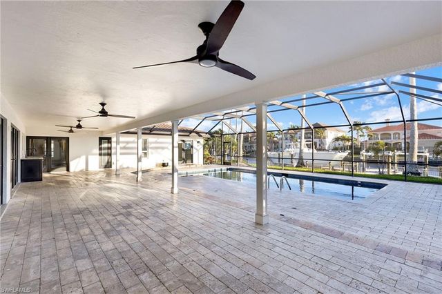 4850 Sherry LN, Fort Myers, FL 33908