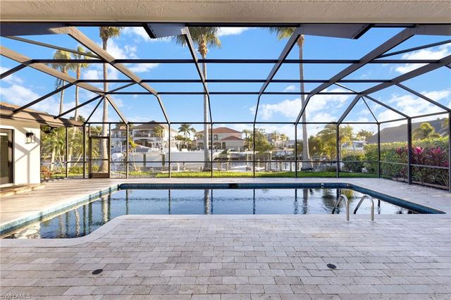 4850 Sherry LN, Fort Myers, FL 33908