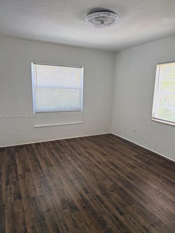 1026 NW 50th St 1, Miami, FL 33127