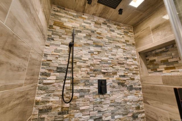 1143 Twin Points Road, Hot Springs, AR 71913