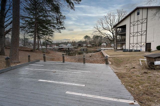 1143 Twin Points Road, Hot Springs, AR 71913