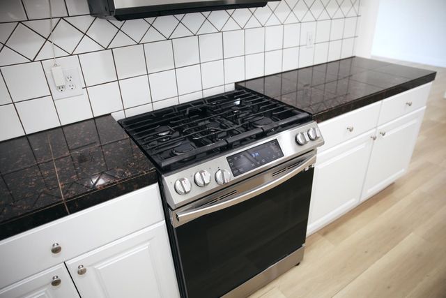 641 S West Lincoln Road, Stockton, CA 95207