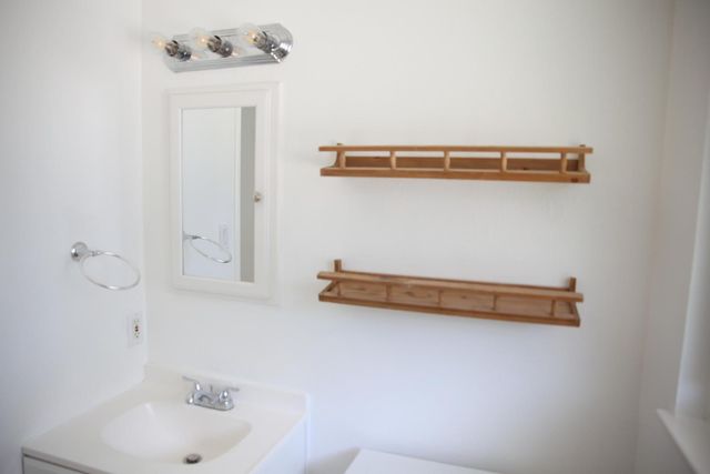 641 S West Lincoln Road, Stockton, CA 95207