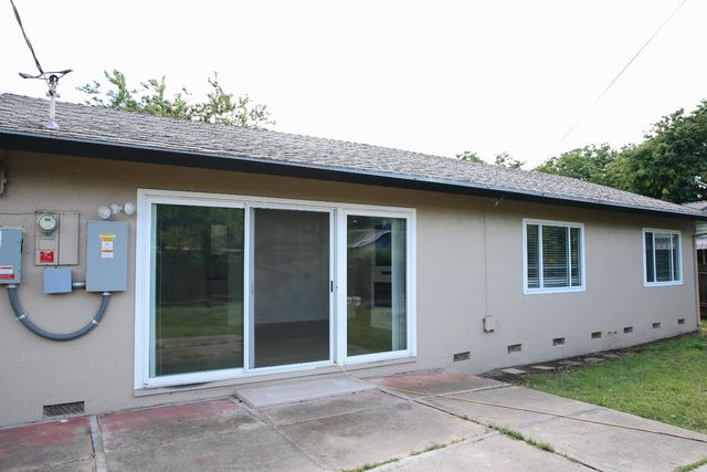 641 S West Lincoln Road, Stockton, CA 95207